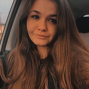 Meet your Posher, Jena